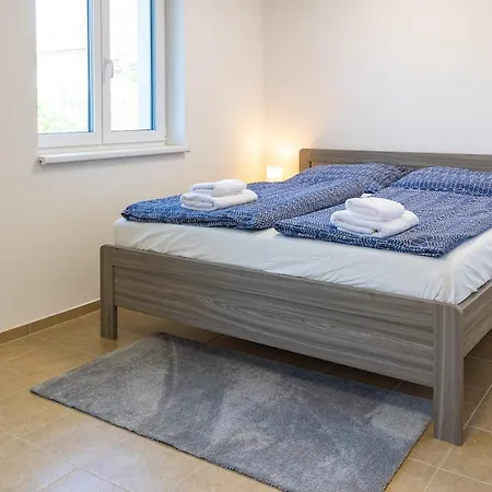 Apartman アパート Vlkoš