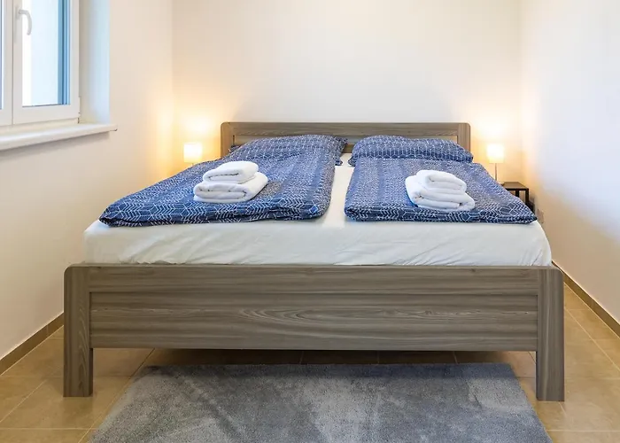 Apartman *